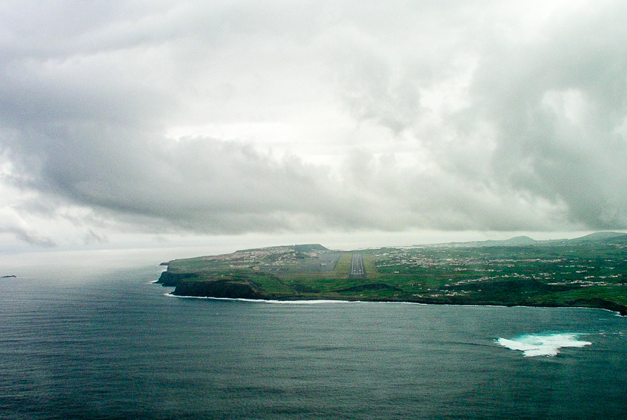 Landing Lajes, Azores